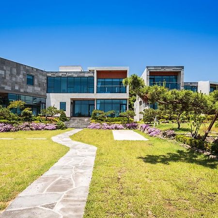 Cobeach Familiar Pension Σεογκουίπο Εξωτερικό φωτογραφία